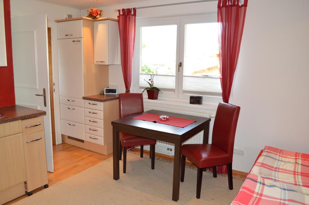 Appartements Strasser Angelika Вестендорф Номер фото